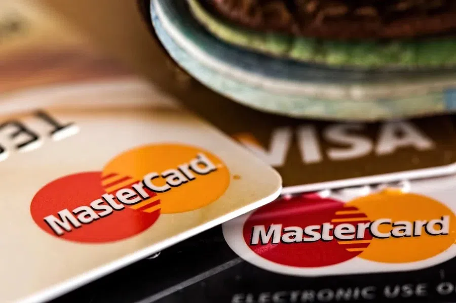 Mastercard заявил об уходе из России. За границей российские карты тоже не будут работать