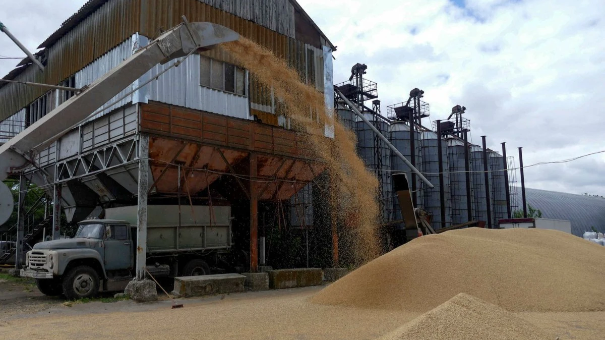 Минобороны заявило, что Украина в ближайшие дни сможет вывозить зерно из Одессы - документ практически готов 