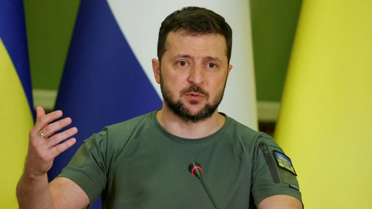 Зеленский заявил, что перемирия не будет, пока Россия не вернет Донбасс и Крым 