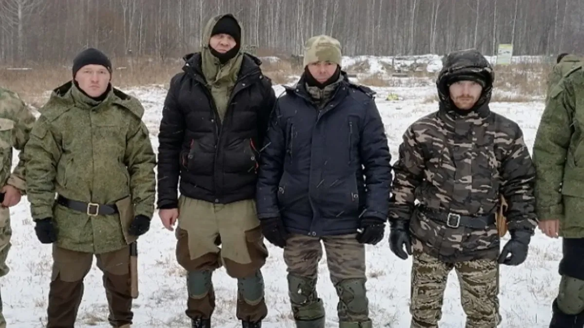 Мобилизованные из Новосибирска пожаловались на «советское снаряжение», с которым их скоро отправят на Украину. От безысходности просят соотечественников «скинуться» на новый миноискатель