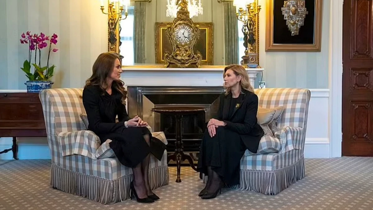 Жена президента Украины Зеленского Елена Зеленская сегодня днем ​​поговорила с принцессой Уэльской в ​​Букингемском дворце. Фото: РА