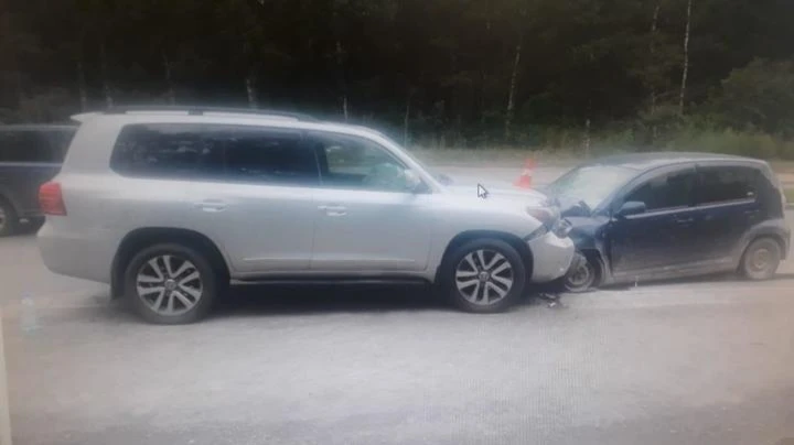 На Бердском шоссе 31-летняя женщина выехала «на встречку» и устроила аварию