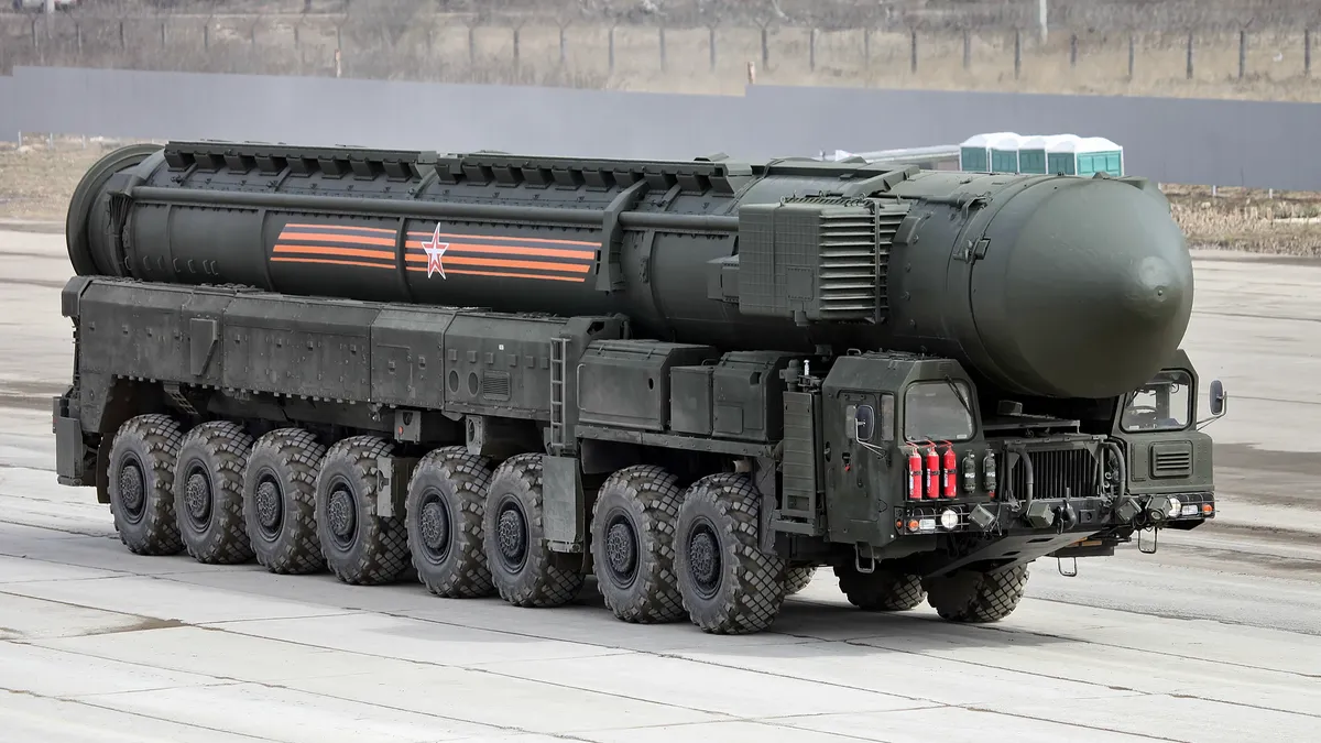 Генерал Фазлетдинов сообщил, что Россия начала разрабатывать новый вид операций для защиты от ядерной атаки США