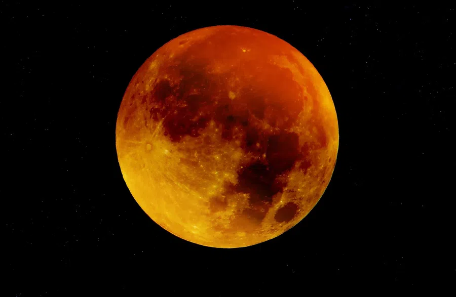 Кровавая Луна 2022: время первого великого астрономического события 16 мая по Москве