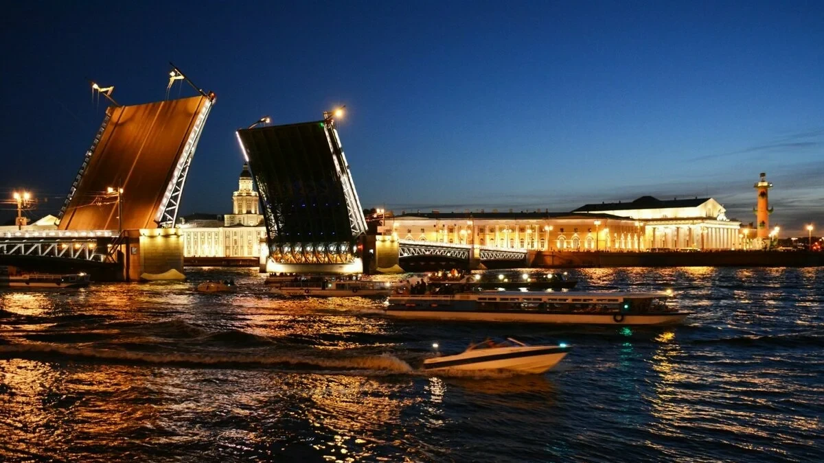 Санкт-Петербург не даром называют культурной столицей. Фото: ru.wikipedia.org
