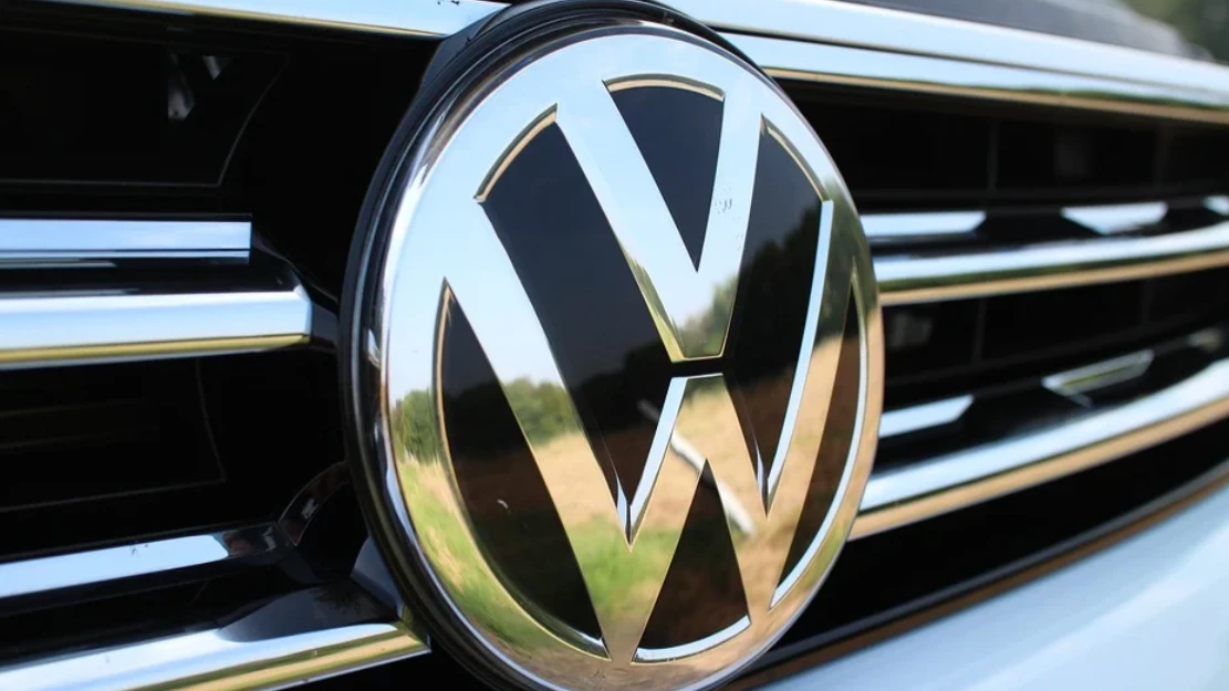 Volkswagen возвращается в РФ: заводы в Калуге и Нижнем Новгороде начнут работать через два месяца

