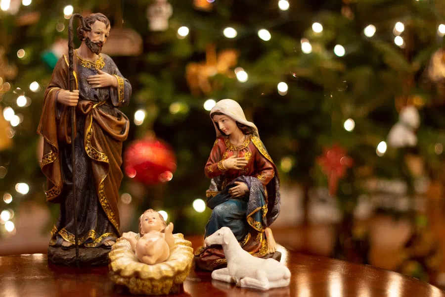 Рождество-2022: как православные отмечают самый большой праздник церкви. История рождения Иисуса Христа