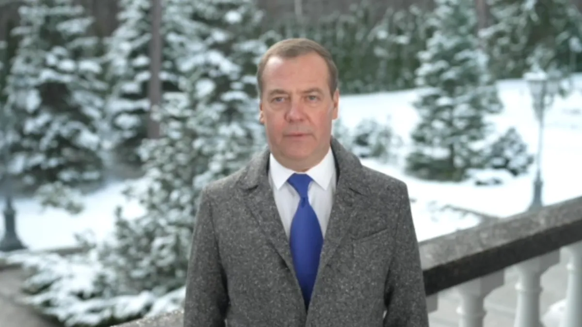 Фото: стоп-кадр из обращения Медведева