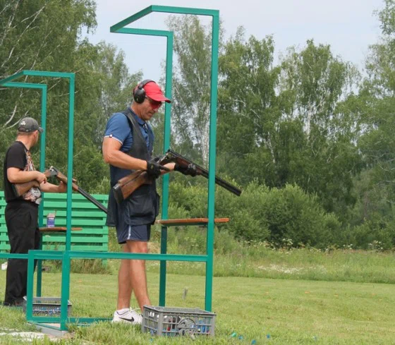 70 охотников-спортсменов участвовали в первенстве Бердска по стендовой стрельбе