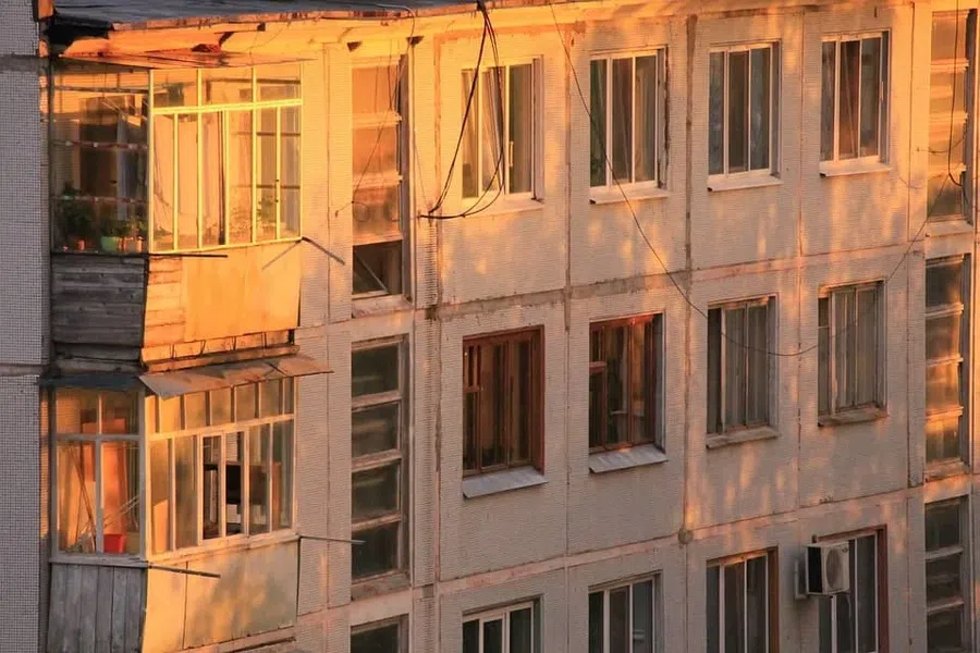 Старик расстрелял полицейских из окна квартиры в Перми