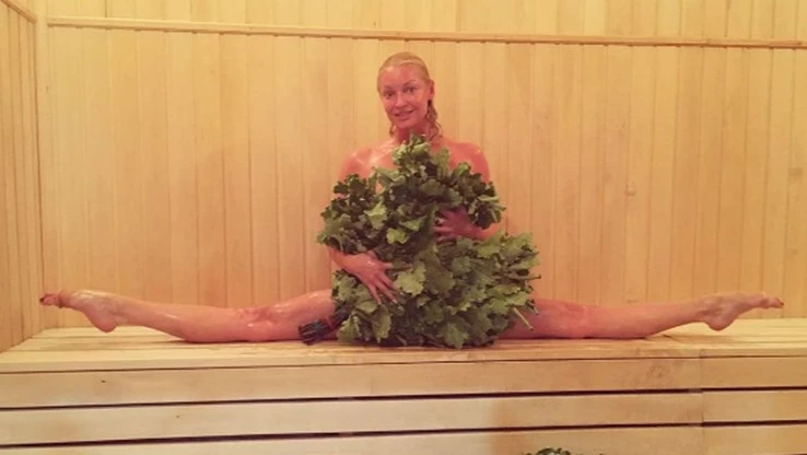 Анастасия Волочкова любит побаловать себя походом в баню и как следует попариться. Фото: Instagram* (соцсеть запрещена в РФ)