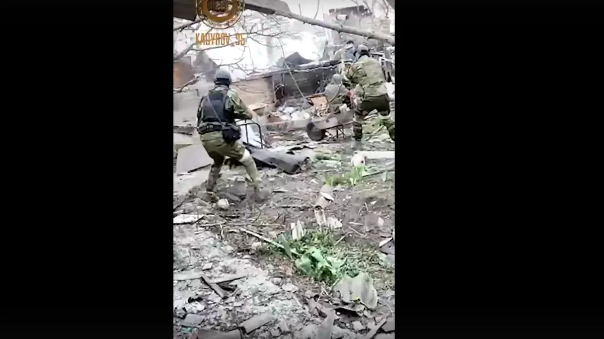 Бои в Рубежном ведут чеченские силовики. Фото: скриншот с видео Рамзана Кадырова 