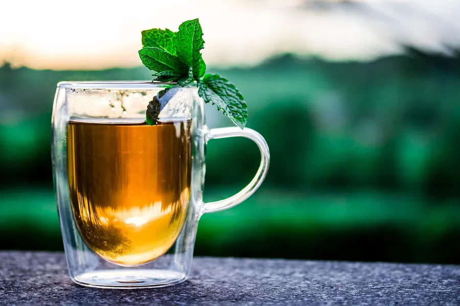 Похмелье: поможет ли чай избавиться от похмелья – какие напитки вернут организму бодрость на утро после застолья. Самые лучшие и проверенные средства