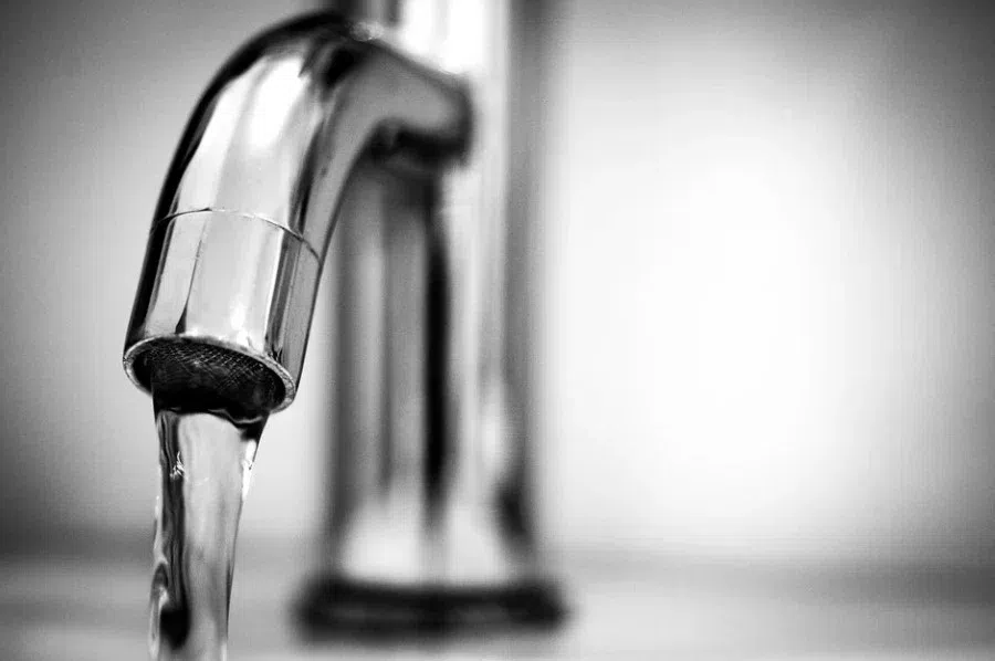 В Бердске из-за аварии на водопроводе сотни жителей остались без воды