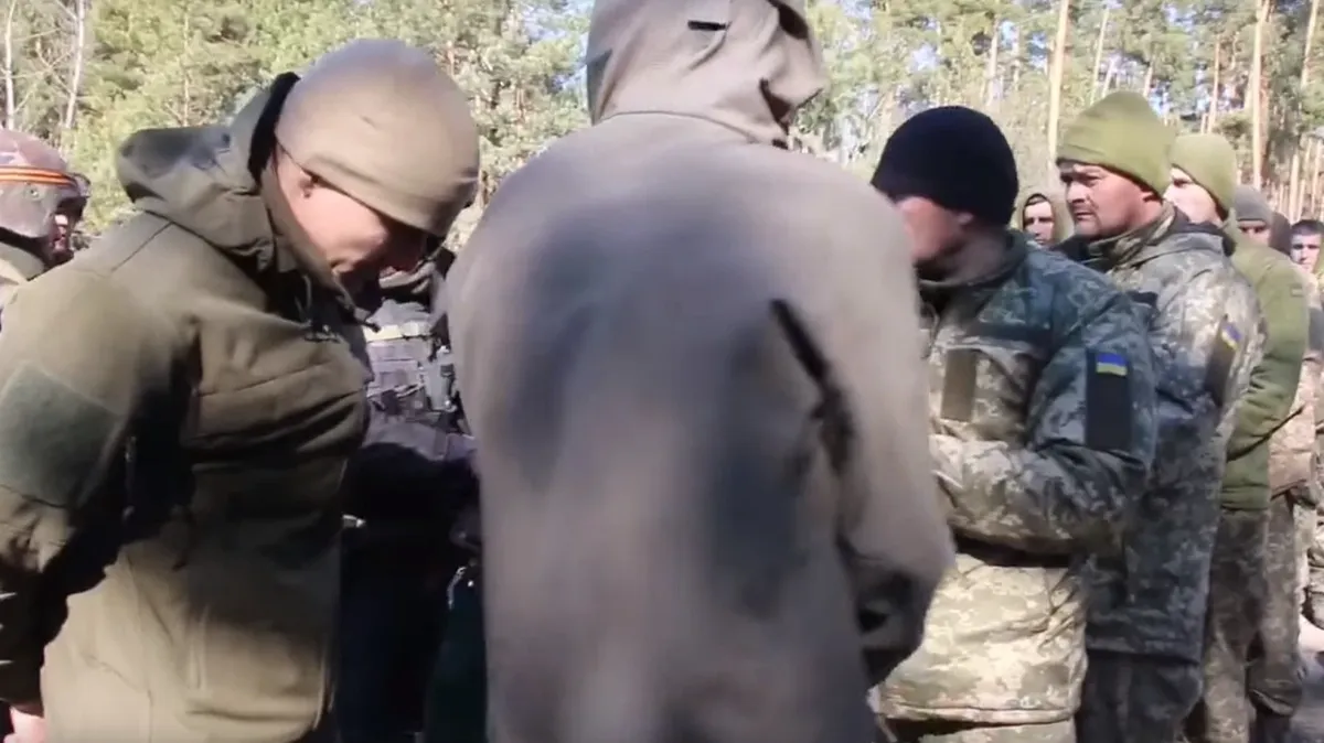 Украинские военнопленные отказываются возвращаться в ряды ВСУ - остаются в ЛНР 