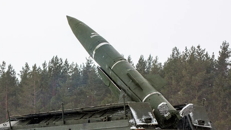 В ЛНР запустили очередную ракету «Точка-У» - 30-летняя женщина умерла на месте, семь домов сравняли с землей