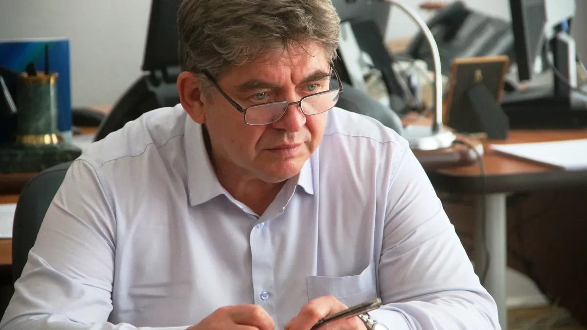 Мэра Бердска Шестернина лишат полномочий досрочно: Выборы нового градоначальника депутаты назначат на 21 марта 2023 года