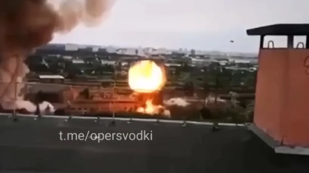 Ответный удар: На окраине Киева уничтожены восточноевропейские танки Т-72