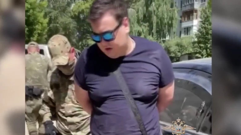 В Казани задержали мошенников, укравших 12 млн рублей у матери солдата погибшего на Украине