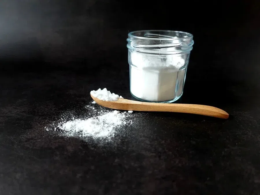 Как уменьшить количество съедаемой соли и чем она опасна?