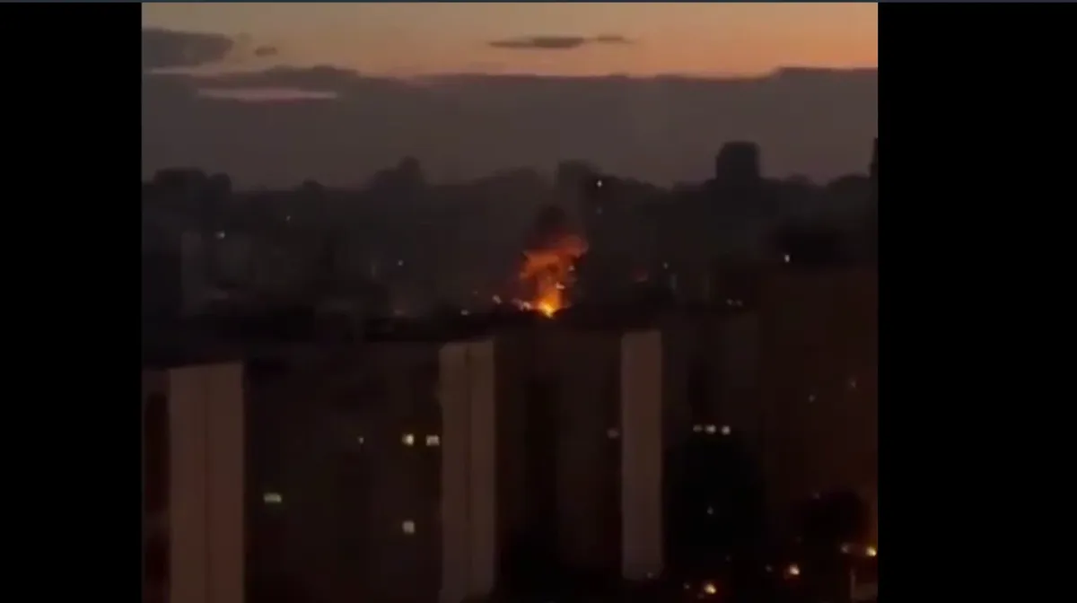 «Удары возмездия»: Российские военные атакуют энергообъекты Украины. В киевский офис «Укрэнерго» прилетел дрон-комикадзе