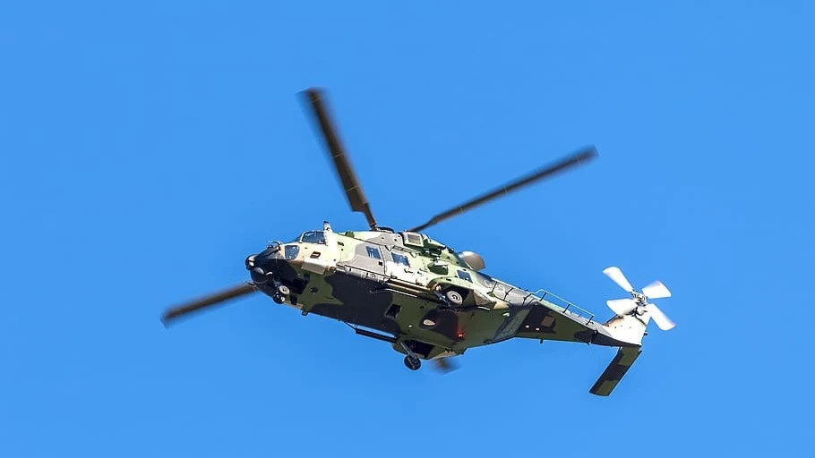 Украинские вертолеты вторглись в небо России