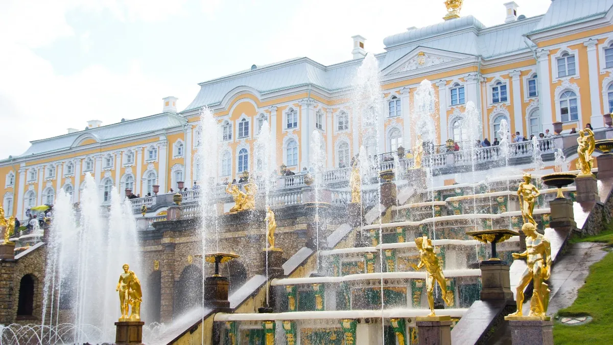 День города Санкт-Петербург-2022: история, традиции и особенности праздника 27 мая – красивые поздравления для питерцев