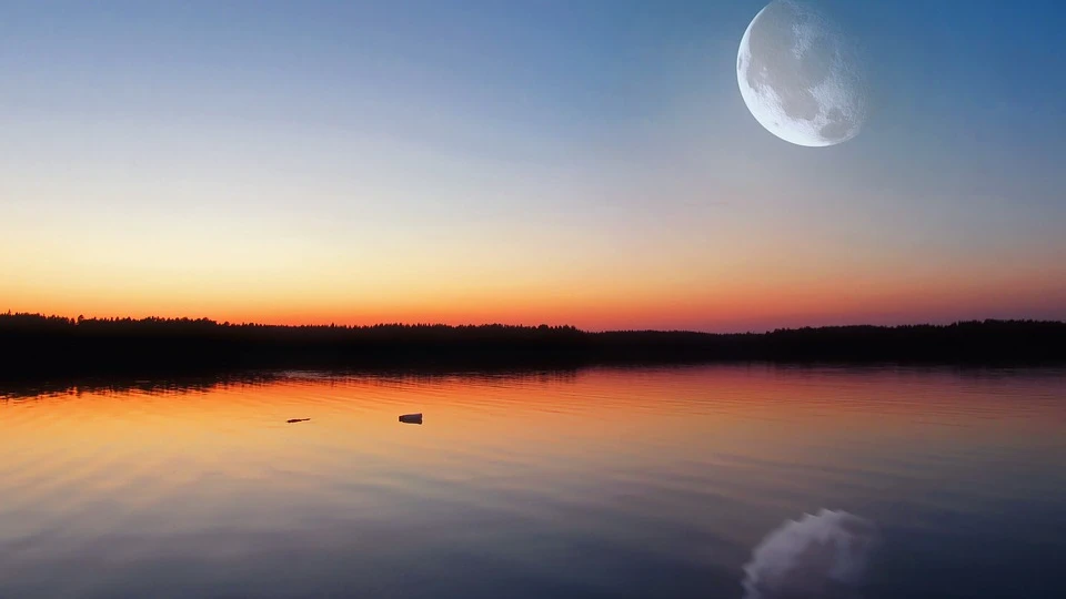 Сутки Суперлуния начнутся с вечернего восхода Луны.  Фото: pixabay.com