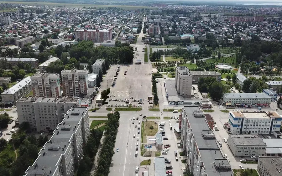 Строить скандальную улицу Горького в Бердске хотят продолжить в 2022 году: Власть составила план ремонта дорог на семь лет вперед