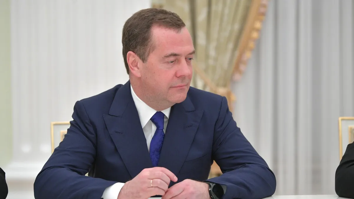 Медведев посоветовал НАТО «не захлебнуться собственной слюной в пароксизмах русофобии». Фото: kremlin.ru. 