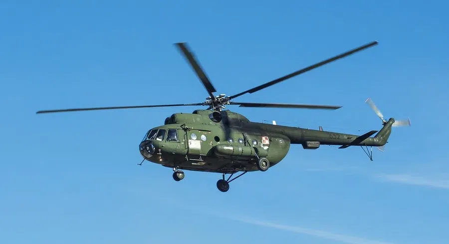 Вертолет Ми-8 рухнул в Ульяновской области. Травмы получили два пассажира, еще один не подает признаков жизни