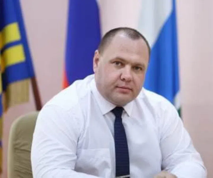 Вопиющее видео: Мэр угрозами заставляет голосовать за кандидата от "Единой России": Иначе денег поселку не даст