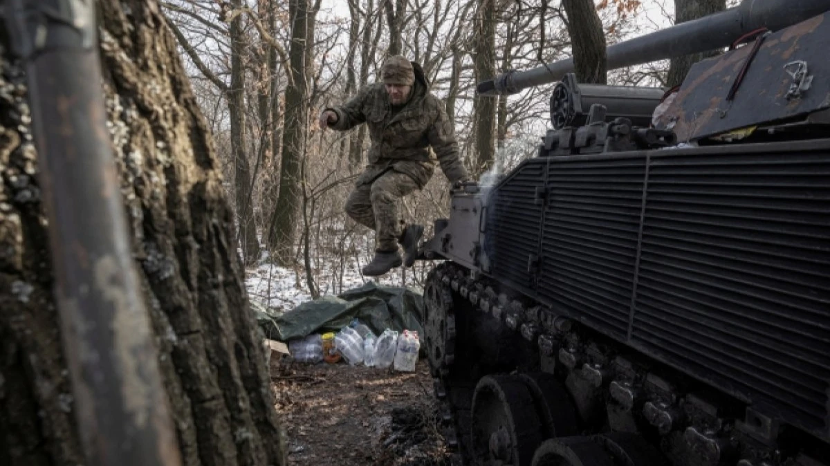 «Эвакуационные бригады»: бойцы ВСУ начали минировать трупы своих сослуживцев, отступая под Кременной