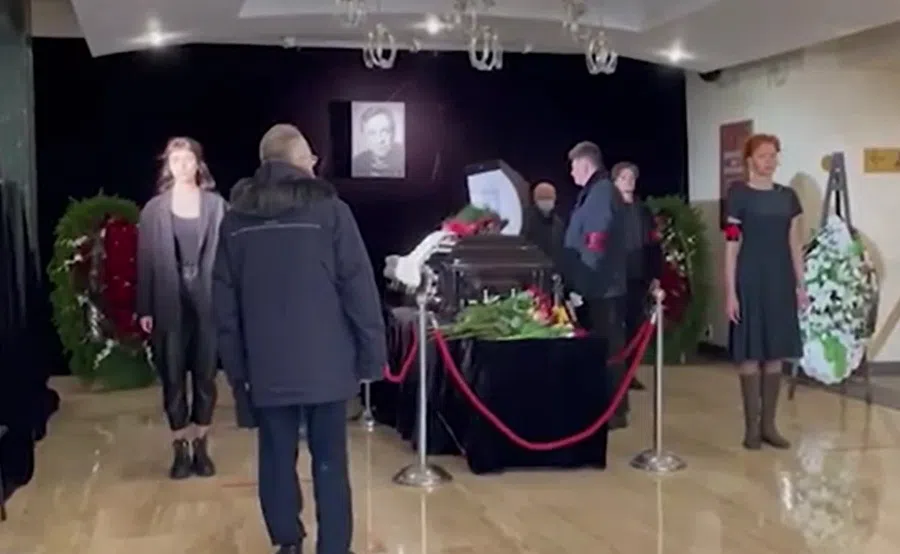 В Москве прошли похороны актера Олега Вавилова из передачи "Кабачок "13 стульев"