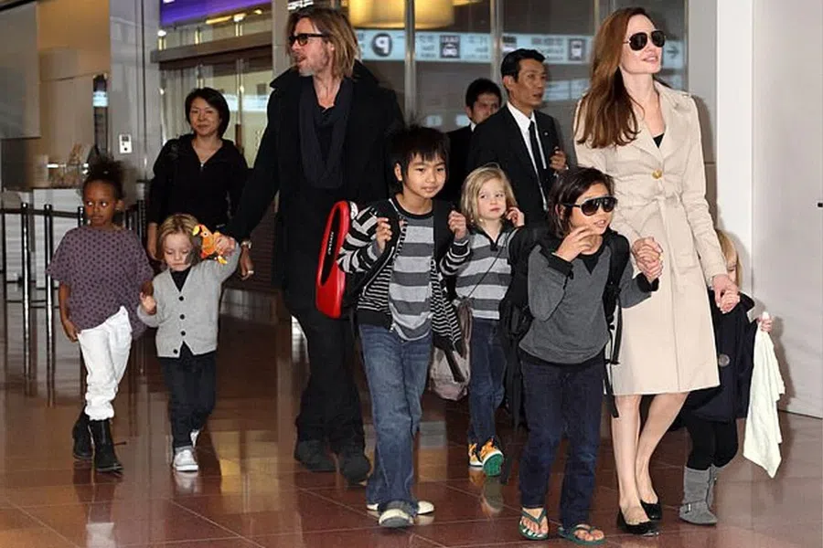 46-летняя Анджелина Джоли опасалась за безопасность своей  семьи  во время брака с Брэдом Питтом