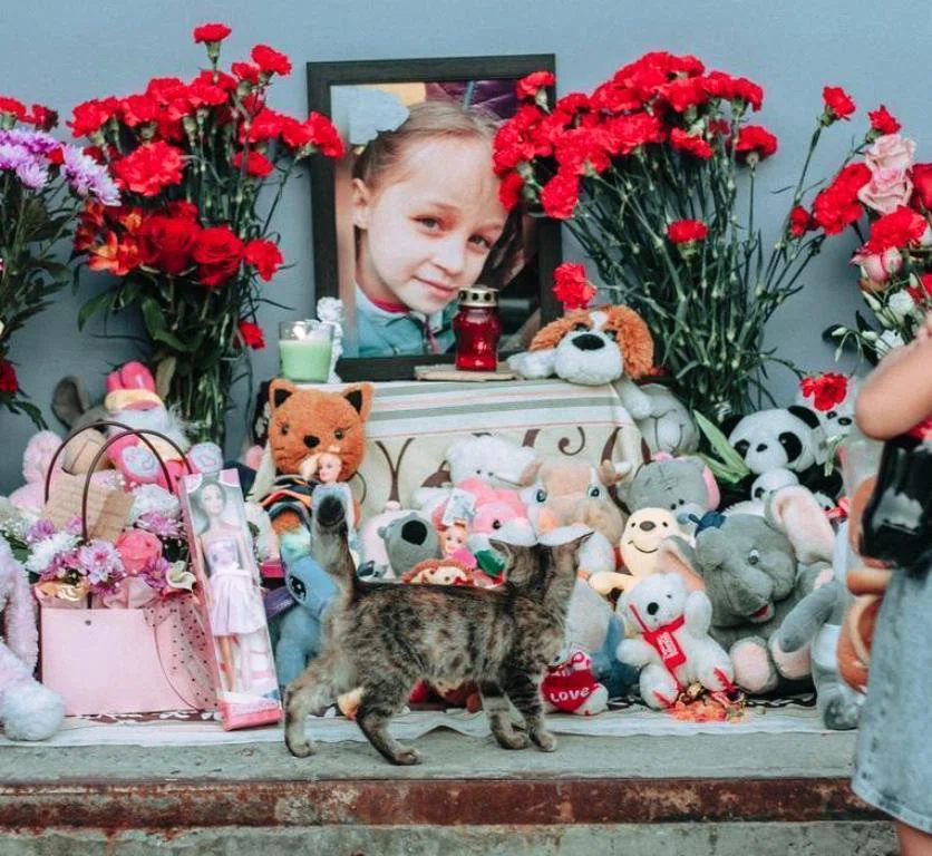 Настя Муравьева была убита в первый день после исчезновения. Новое подробности смерти 8-летней расчлененной девочки в Тюмени