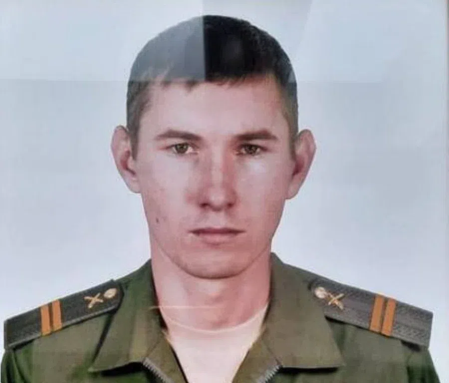 В Улан-Улэ похоронили младшего сержанта Тацинской танковой бригады Никиту Арлакова. Погиб в боях на Украине