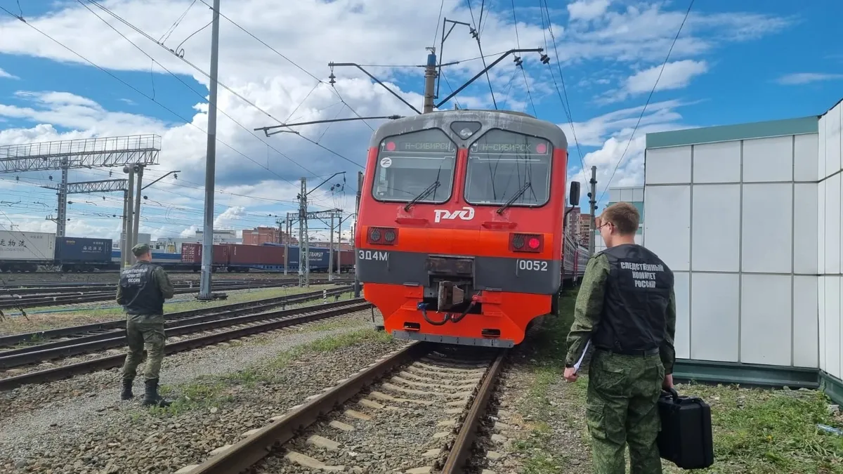 Поезд сбил уснувшего мужчину в Новосибирской области. Мужчина был пьян