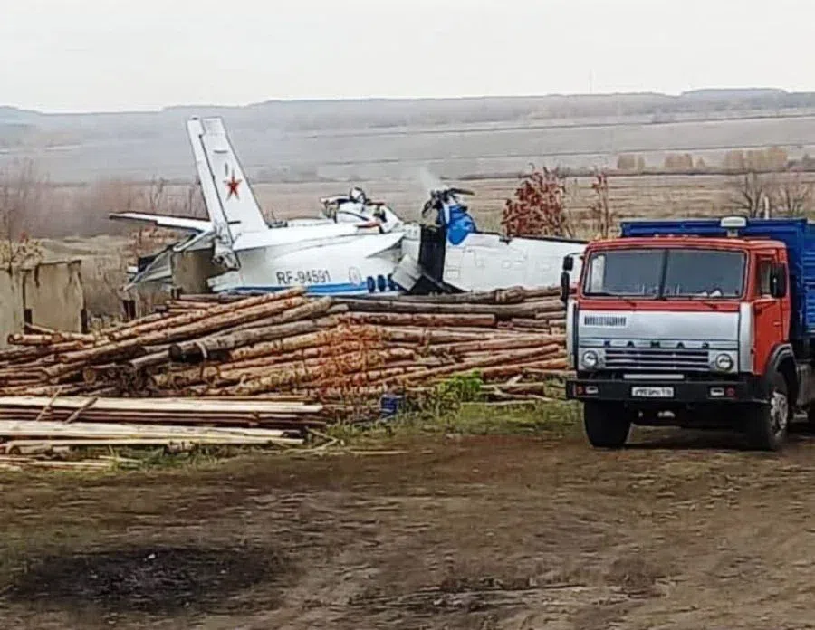 СМИ: В Татарстане разбился самолет L-410 с 20 парашютистами на борту