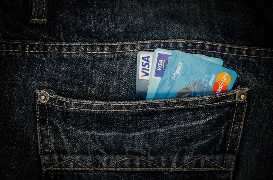 Сбербанк предупредил о сложностях при бесконтактной оплате картами Visa и Mastercard с 10 марта