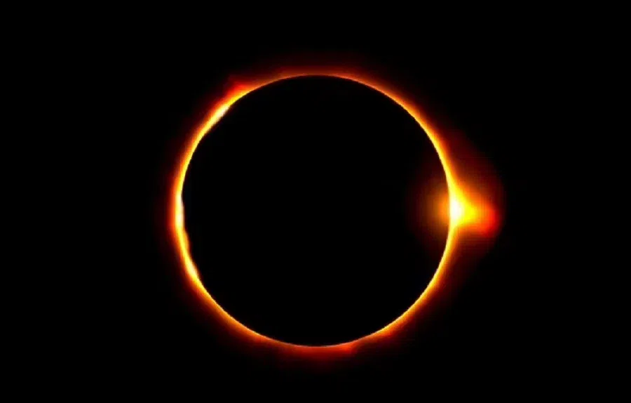 «Черное солнце» на 2 минуты погрузит во тьму Антарктиду: прямая трансляция полного солнечного затмения 4 декабря 2021 года