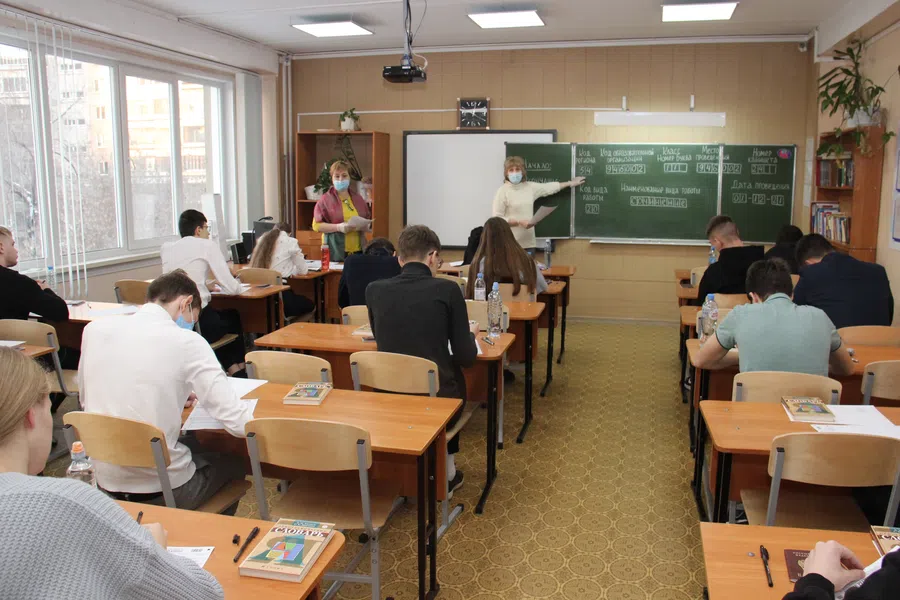 Расписание сдачи ЕГЭ, ОГЭ и ГВЭ в 2022 году для школьников Новосибирской области опубликовало минобразования