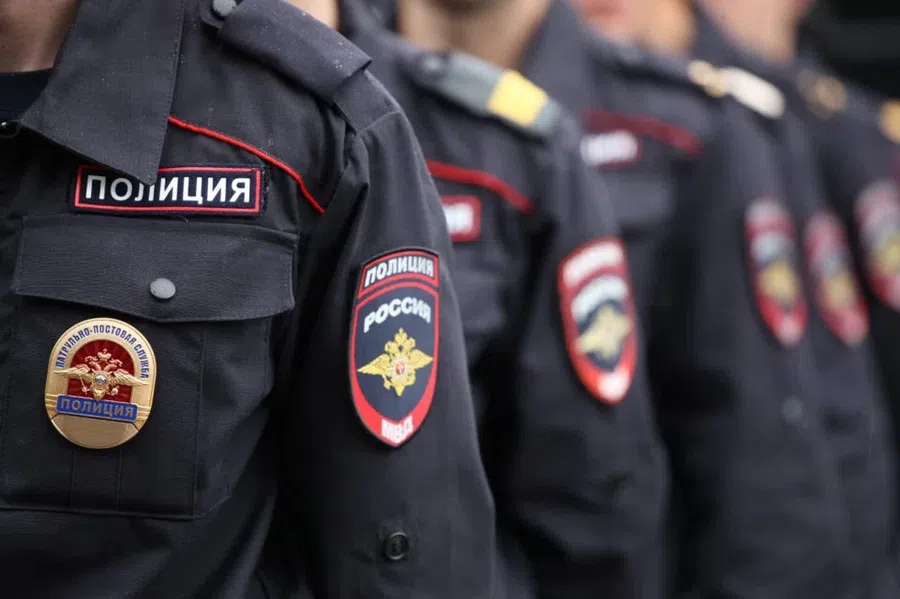 Эскортница в Москве зарезала клиента во время драки: Полуголую девушку нашли на пороге его квартиры