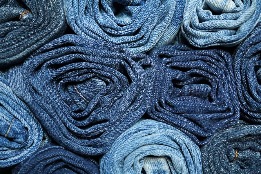 Как правильно стирать джинсы в стиральной машинке: как выбрать режим и нужна ли сушка