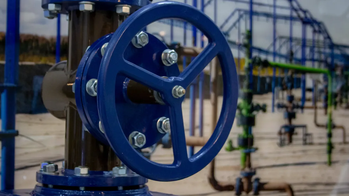 Глава «Газпрома» Алексей Миллер заявил, что Европе не хватит газа, чтобы пережить зиму