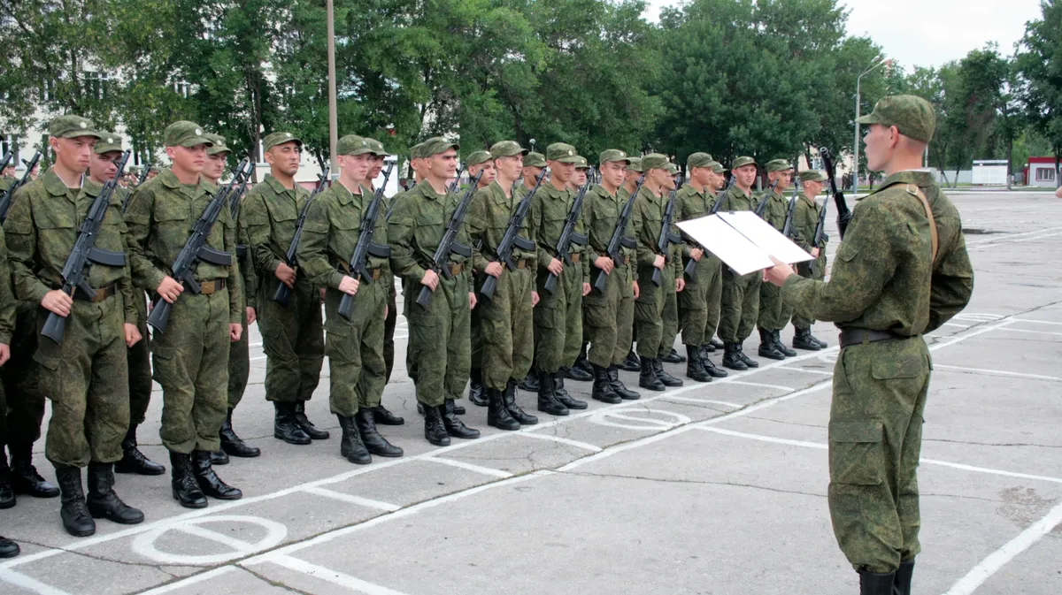 Призывник-2022: последний день весеннего призыва в армию выпадает на 15 июля – какие права есть у российского призывника