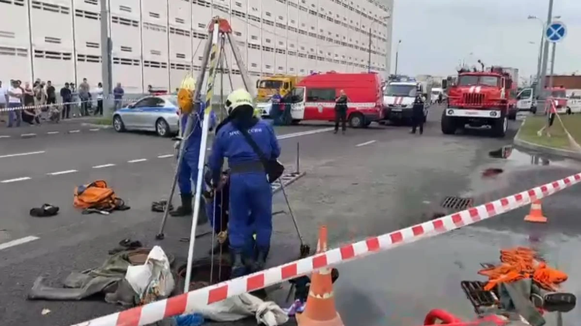 В Москве нашли тела всех трех рабочих, которые пропали в коллекторе в Люблино во время ливня