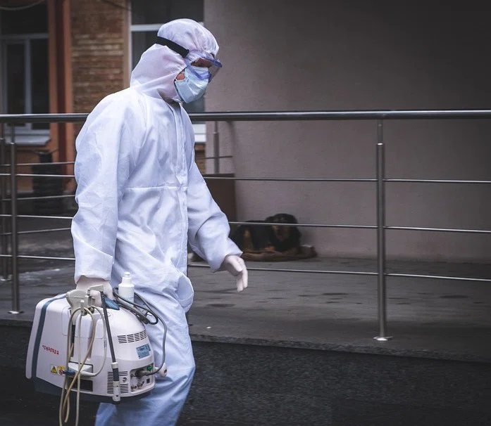 Коронавирус убил 32-летнего пациента в Новосибирской области. За сутки - 13 жертв пандемии
