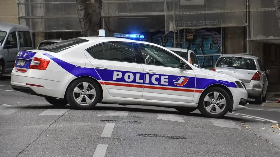 Во Франции жутким маньяком оказался полицейский: О своих жертвах он рассказал в предсмертной записке