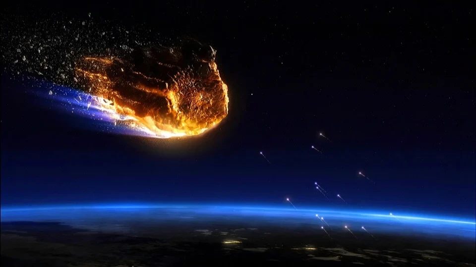 NASA: Астероид размером с семь футбольных полей стремительно летит к земле 